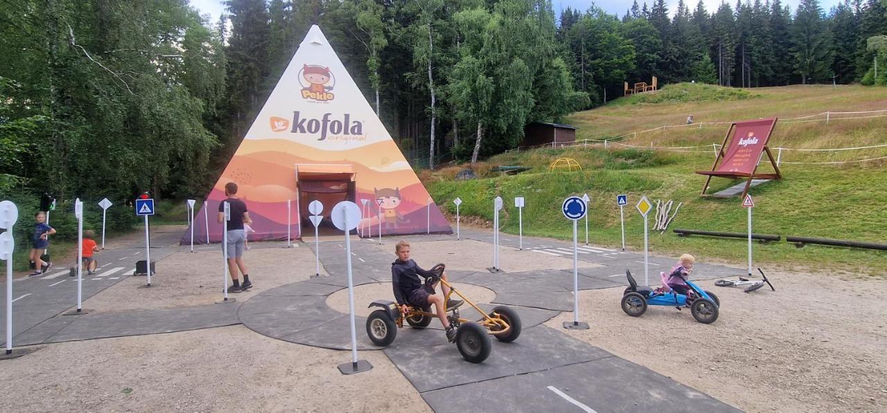 Hotel Peklo Pro Rodiny S Detmi Josefuv Dul Exterior photo